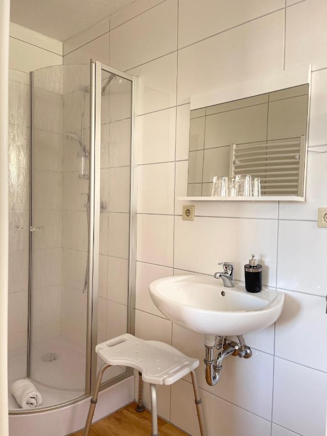 Bed and Breakfast Deichhuette Norddeich Экстерьер фото